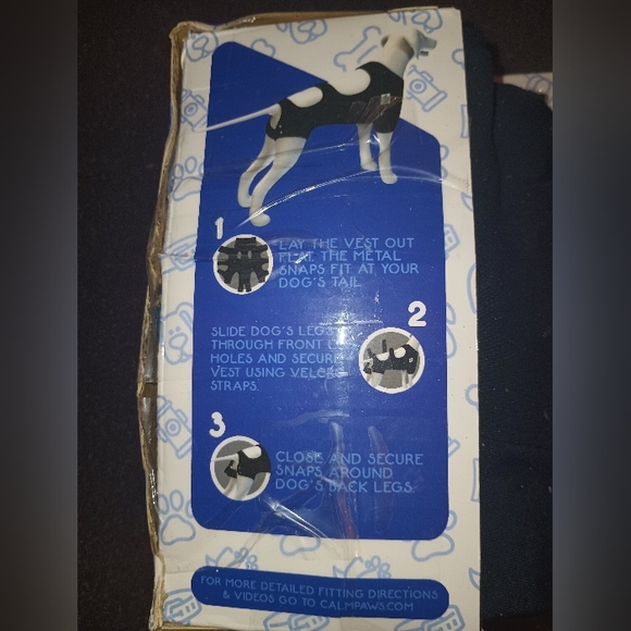 Protective collars and recovery vests - Picture 4 of 8